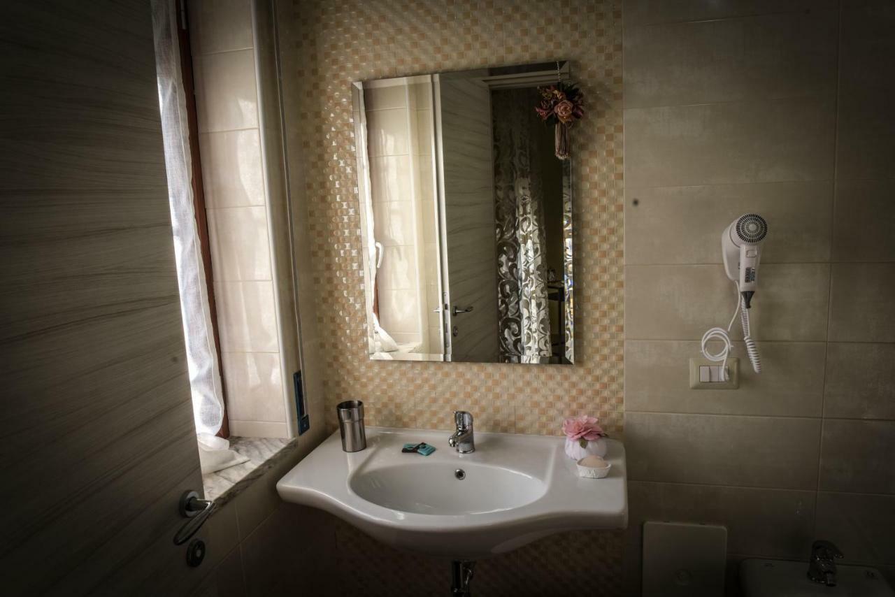Bed & Breakfast Le Fontane Del Re 2*